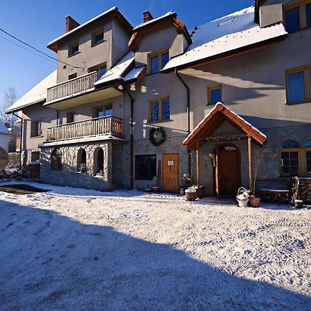 Hotel Poza Horyzont à Korbielów Extérieur photo
